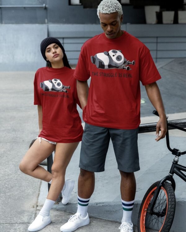 STRUGGLING PANDA OVERSIZE T SHIRT (180GSM) UNISEX - Image 3